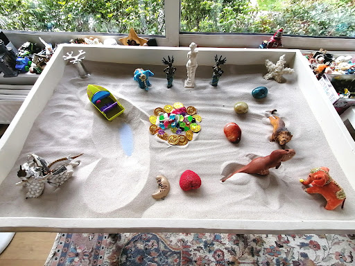 La thérapie par le Jeu de Sable : un outil puissant pour accompagner les enfants